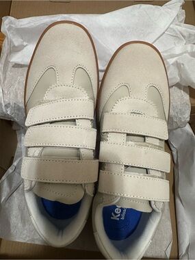 Keds ACE II Velcro Leather Sneakers